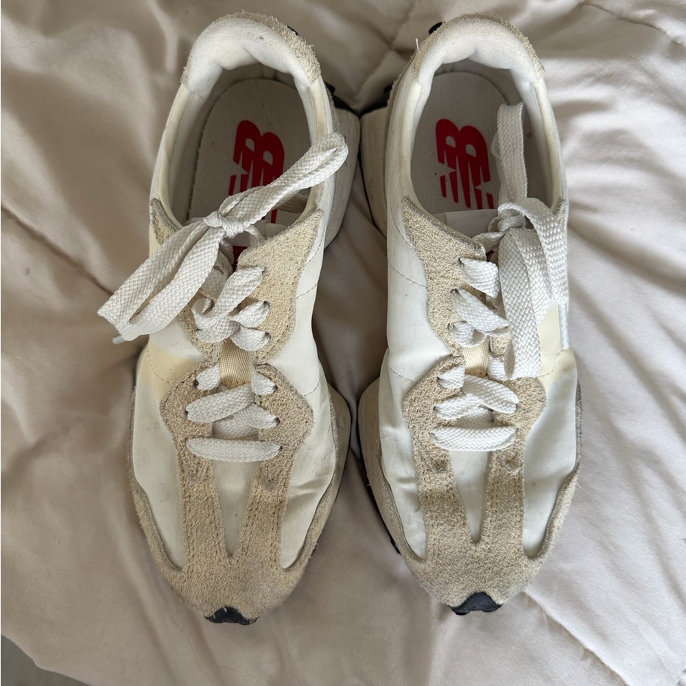 New Balance 327 Sneaker